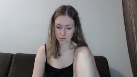 lily_love_x online show from July 31, 2026, 5:07 am
