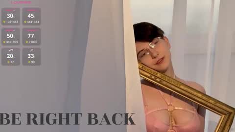 Lily online show from November 6, 2025, 2:45 am