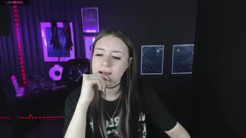 Lily online show from February 13, 2025, 7:56 am