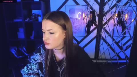 Lily online show from February 18, 2025, 1:55 pm