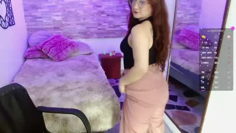 Snapshot of lily_ponce chatting on May 4, 2026, 8:16 pm Lily online show from May 4, 2026, 8:16 pm