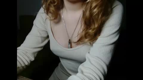 small lily online show from April 29, 2026, 5:30 pm