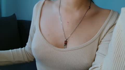 small lily online show from May 4, 2026, 2:13 pm