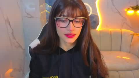 Snapshot of lily_tx chatting on June 18, 2026, 12:42 pm Follow me.. Live 730 to 1400 online show from June 18, 2026, 12:42 pm