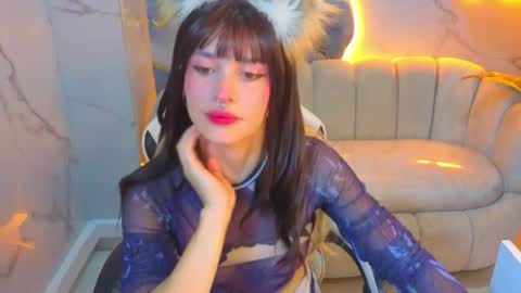 Snapshot of lily_tx chatting on June 19, 2026, 8:01 pm Follow me.. Live 730 to 1400 online show from June 19, 2026, 8:01 pm