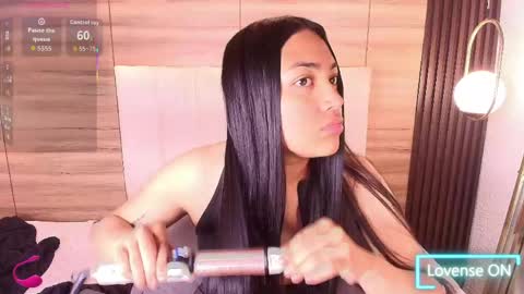 Snapshot of lily_waist chatting on May 26, 2026, 11:06 am lily_waist online show from May 26, 2026, 11:06 am