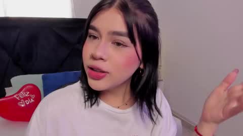 Snapshot of lily_woodz chatting on February 16, 2026, 7:10 pm LilyWoodz online show from February 16, 2026, 7:10 pm