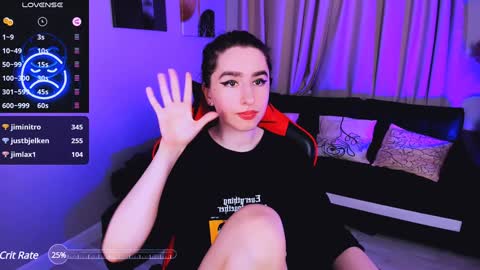 LILY online show from December 1, 2024, 7:36 pm