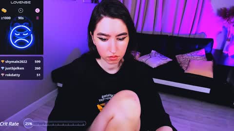 LILY online show from December 7, 2024, 4:03 pm