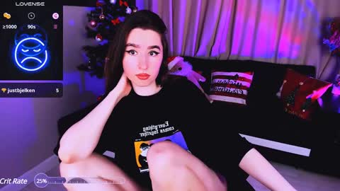 LILY online show from December 30, 2024, 5:02 pm