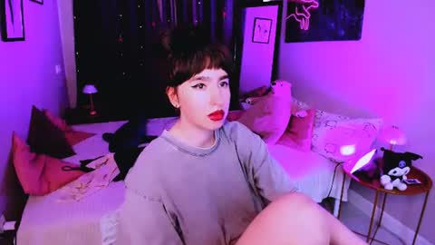 LILY online show from August 2, 2026, 2:26 pm