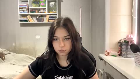 Snapshot of lilybaby3 chatting on February 16, 2026, 1:51 pm Lily online show from February 16, 2026, 1:51 pm