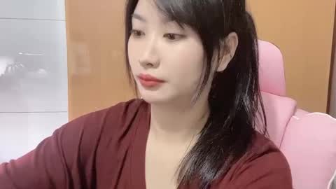 lilybelle6868 online show from July 3, 2026, 3:51 pm