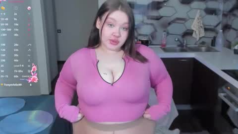 Lily online show from February 2, 2026, 5:06 am