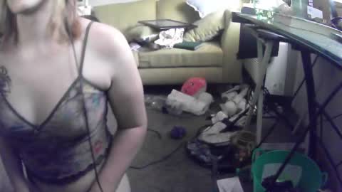 Snapshot of lilybvixen chatting on October 2, 2025, 9:55 pm lilybvixen online show from October 2, 2025, 9:55 pm