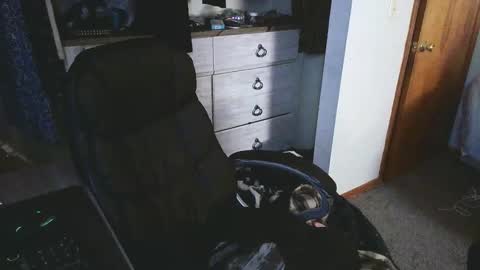 lilybvixen online show from February 25, 2026, 6:28 pm