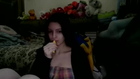 Snapshot of lilycandy_ chatting on December 15, 2024, 11:23 am lilycandy_ online show from December 15, 2024, 11:23 am