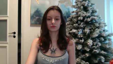 Snapshot of lilycandy_ chatting on January 6, 2026, 10:52 am lilycandy_ online show from January 6, 2026, 10:52 am