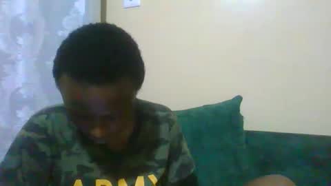 lilycute19 online show from February 9, 2026, 6:12 pm