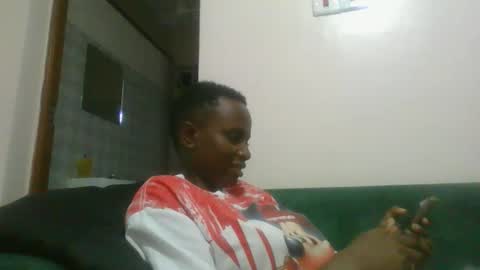 lilycute19 online show from April 21, 2026, 8:44 pm