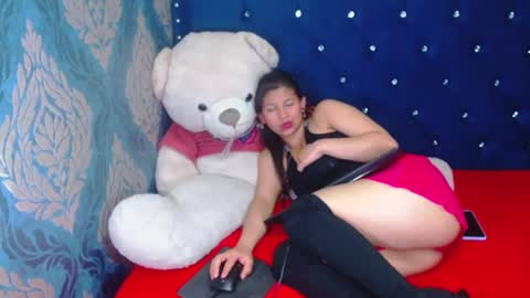 Lily online show from February 17, 2025, 9:41 pm