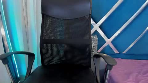 Snapshot of lilygloww chatting on March 12, 2026, 1:06 pm Sweetie Lily online show from March 12, 2026, 1:06 pm