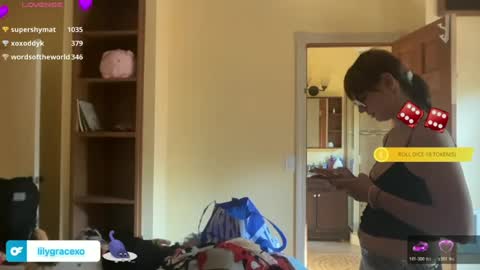 Lily Grace online show from August 9, 2026, 11:42 pm