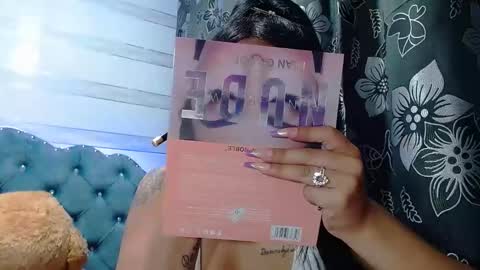 Snapshot of lilyjamesx chatting on February 4, 2025, 5:55 pm lilyjamesx online show from February 4, 2025, 5:55 pm