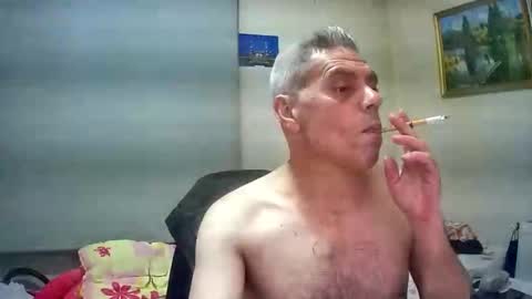 lilylovelyman50 online show from May 5, 2026, 7:44 pm