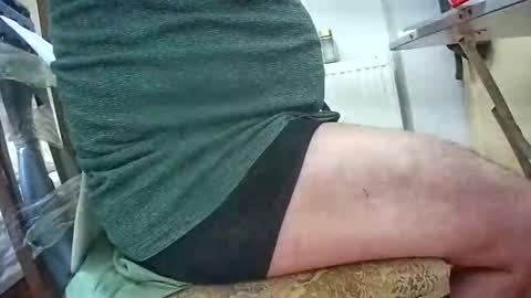 lilylovelyman50 online show from May 21, 2026, 2:57 pm