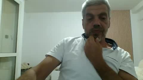lilylovelyman50 online show from August 9, 2026, 3:19 am