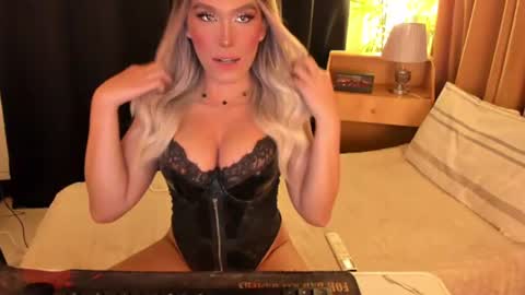 Snapshot of lilymonstercock chatting on July 28, 2026, 2:29 am IM YOUR TRUE GODESS Lilymonstercock online show from July 28, 2026, 2:29 am