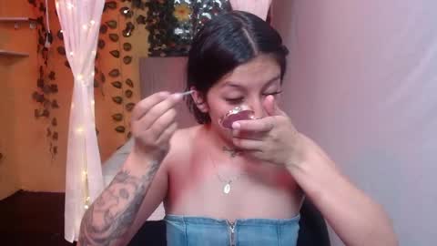 lilymoon_018 online show from July 2, 2026, 1:50 pm