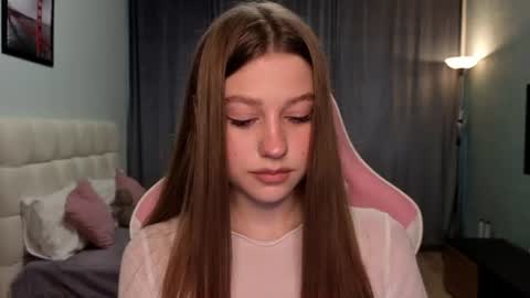 Snapshot of lilymoore69 chatting on June 18, 2026, 8:14 am Lily online show from June 18, 2026, 8:14 am