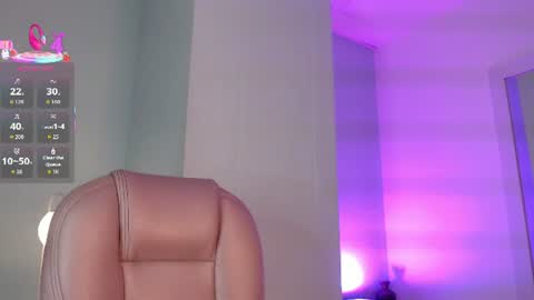 lilyred_ online show from June 16, 2026, 3:09 am