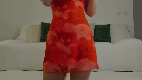 Lily online show from February 25, 2026, 10:30 pm