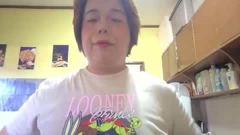 lilysette online show from May 9, 2026, 8:52 am