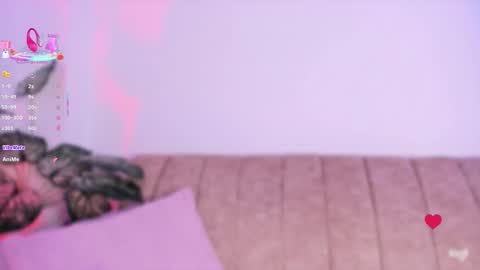 Lily  online show from October 24, 2025, 9:28 am