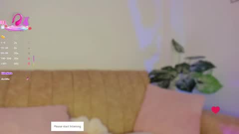 Lily  online show from October 31, 2025, 9:21 am