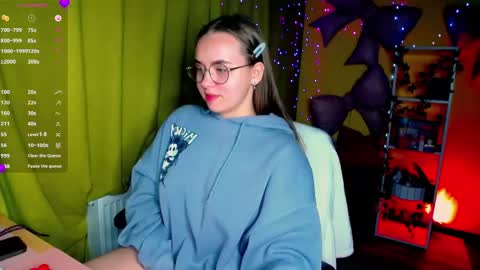Lily online show from May 1, 2026, 8:24 pm