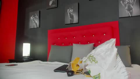 Snapshot of lilyth_adam chatting on September 25, 2025, 8:12 pm Lilythadam online show from September 25, 2025, 8:12 pm