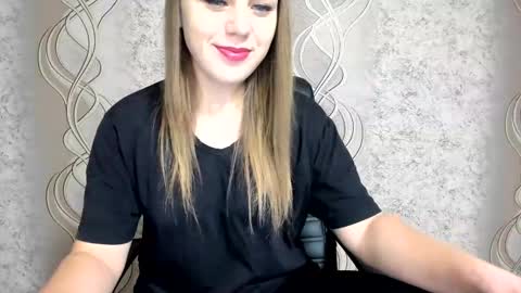    online show from September 22, 2025, 12:51 pm