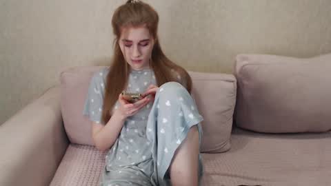 lina online show from January 28, 2025, 3:25 pm