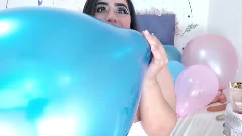 Snapshot of lin_jayani chatting on March 27, 2026, 9:14 pm Lin online show from March 27, 2026, 9:14 pm