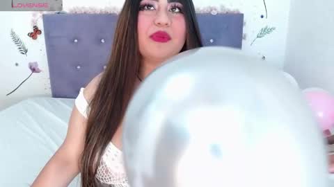 Snapshot of lin_jayani chatting on April 21, 2026, 9:28 pm Lin online show from April 21, 2026, 9:28 pm