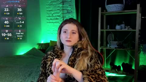 MashaMaria online show from January 28, 2025, 3:25 pm