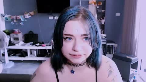 Snapshot of lina2d_tyan chatting on October 16, 2025, 7:53 am Lina2D tyan online show from October 16, 2025, 7:53 am