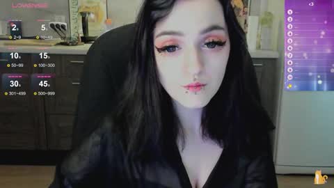 Snapshot of lina__tyan chatting on September 23, 2025, 7:22 am Linayou can find me here when the main goal is completed and Im just bored online show from September 23, 2025, 7:22 am