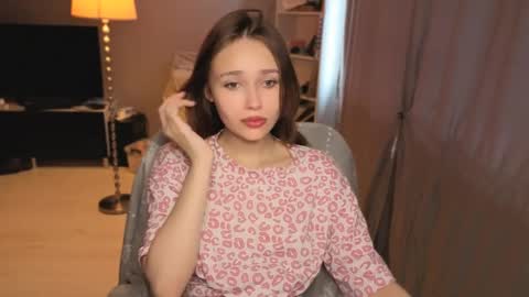 Scarlet online show from May 19, 2026, 9:26 am