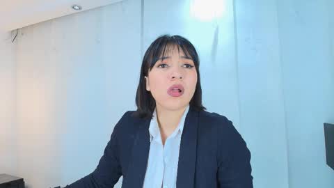 Snapshot of lina_bedoya chatting on September 16, 2025, 11:44 am Lina Bedoya online show from September 16, 2025, 11:44 am